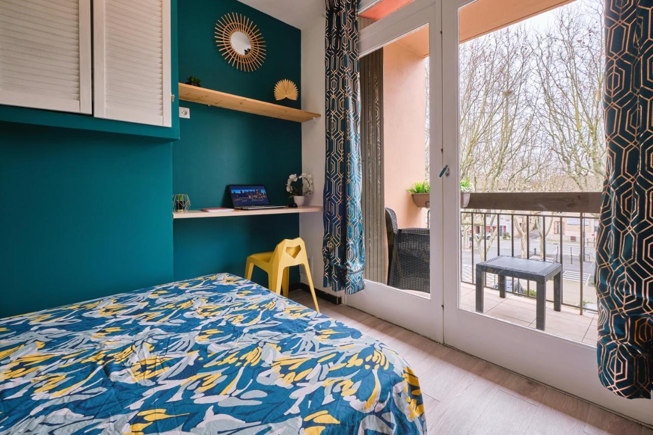 Tout Confort ! Climatisation, Centre-Ville, Parking, Terrasse, Wifi, Netflix Carcassonne Luaran gambar