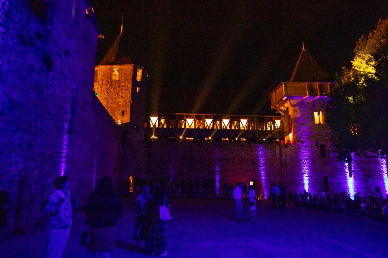 Tout Confort ! Climatisation, Centre-Ville, Parking, Terrasse, Wifi, Netflix Carcassonne Luaran gambar