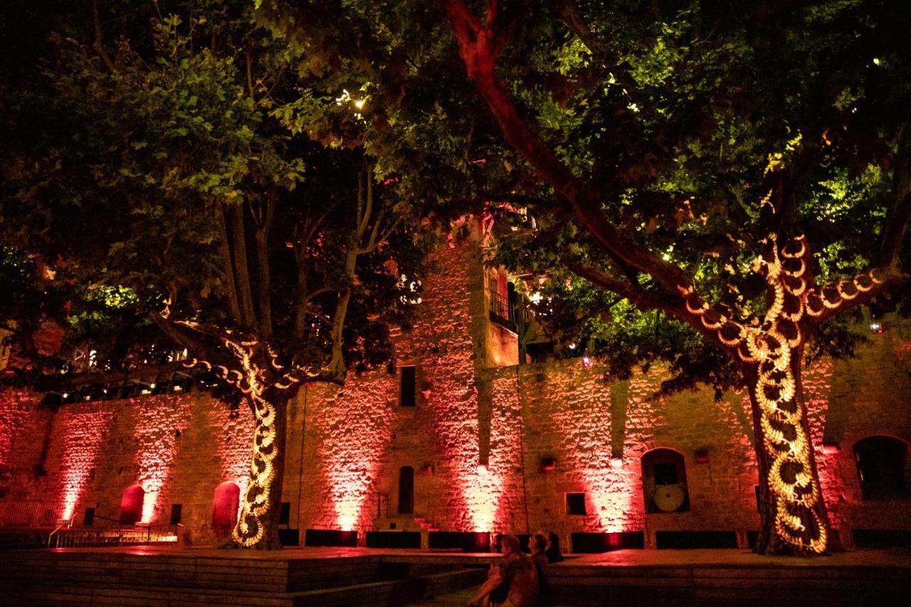 Tout Confort ! Climatisation, Centre-Ville, Parking, Terrasse, Wifi, Netflix Carcassonne Luaran gambar
