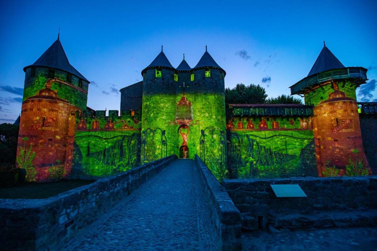 Tout Confort ! Climatisation, Centre-Ville, Parking, Terrasse, Wifi, Netflix Carcassonne Luaran gambar