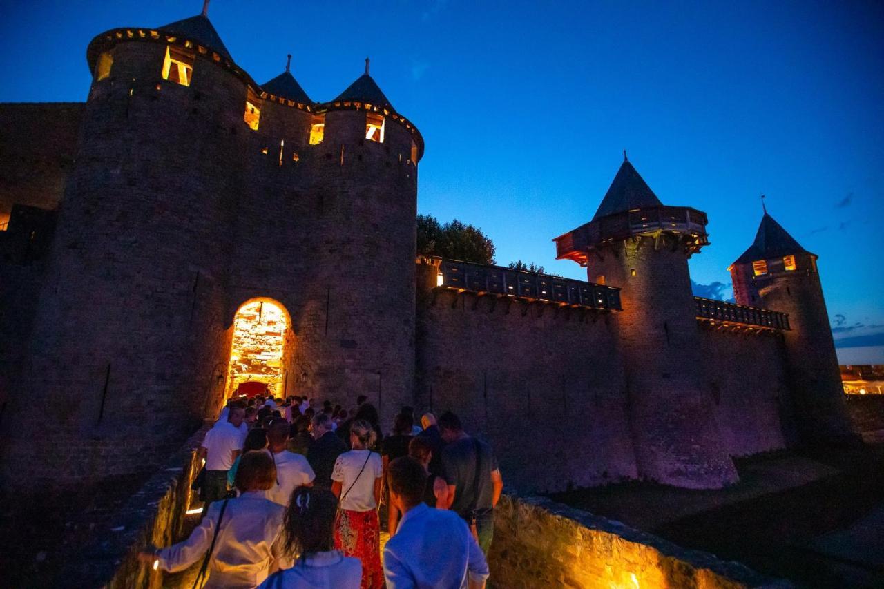 Tout Confort ! Climatisation, Centre-Ville, Parking, Terrasse, Wifi, Netflix Carcassonne Luaran gambar