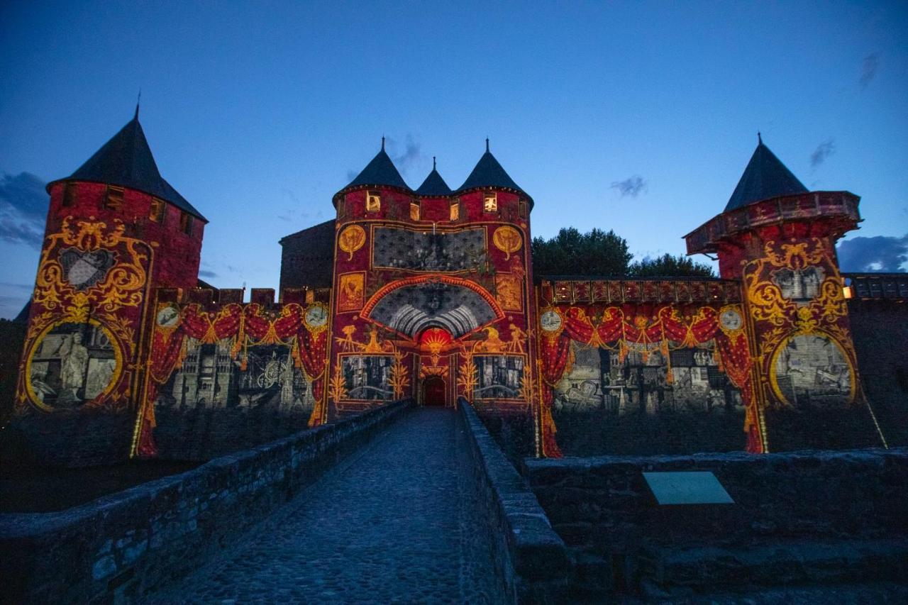 Tout Confort ! Climatisation, Centre-Ville, Parking, Terrasse, Wifi, Netflix Carcassonne Luaran gambar